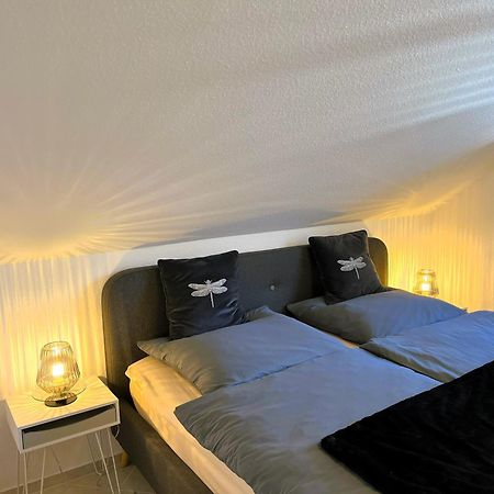 Zentrale Ferienwohnung Am Buhlschen Park In Deidesheim Exterior foto