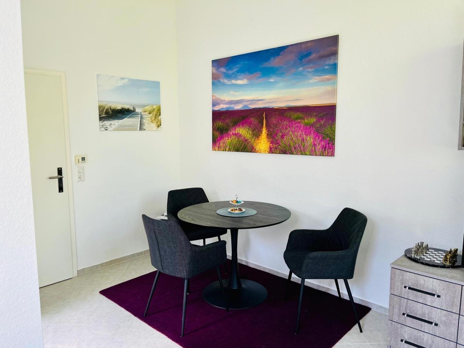 Zentrale Ferienwohnung Am Buhlschen Park In Deidesheim Exterior foto